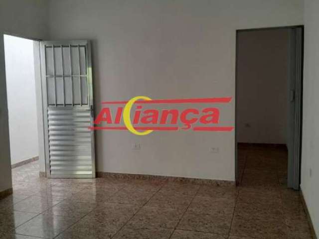 Casa para alugar com 35m², 01 quarto, jardim cumbica - guarulhos/sp por r$ 1100,00