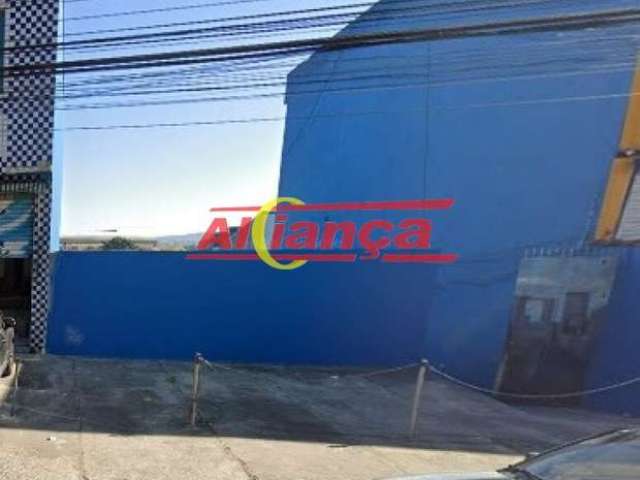 Casa comercial com 100m² e 10 vagas de garagem no Cumbica - Por R$ 3.000,00