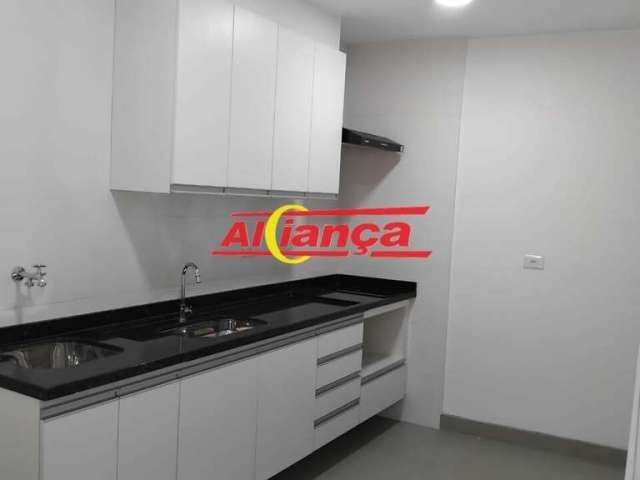 Apartamento com 1 quarto, cozinha e banheiro no Cocaia - por R$ 1.250,00