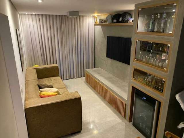 Apartamento com  Quartos e  suíte à Venda  m por R