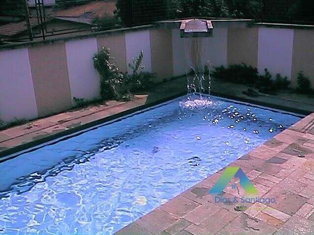 Casa Padrão sobrado 4 dormitórios, 2 vagas área Gourmet com Piscina com excelente localização.