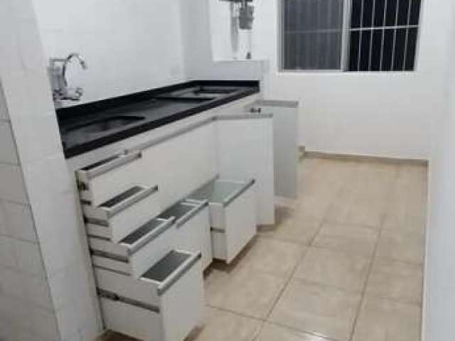 Apartamento reformado com  02 quartos , 52m²  por R$ 220.000, no jardim Celeste