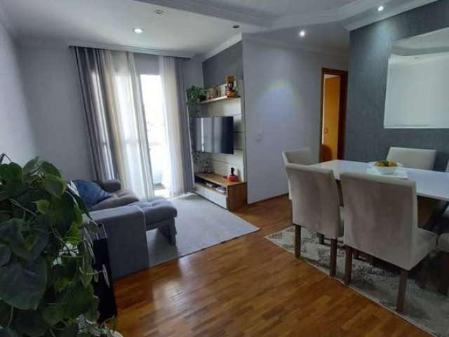 Apartamento com 03 quartos Jardim Vergueiro.