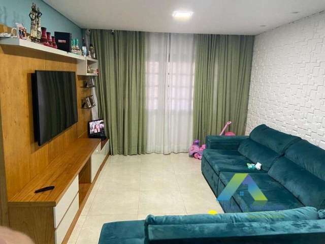 Sobrado com 3 Quartos e 4 banheiros à Venda, 136m²