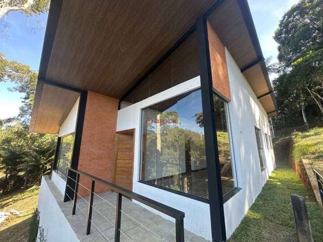 Casa em condomínio fechado com 3 quartos à venda na Estrada Diógenes Pedro da Costa, Vargem Grande, Teresópolis, 344 m2 por R$ 840.000