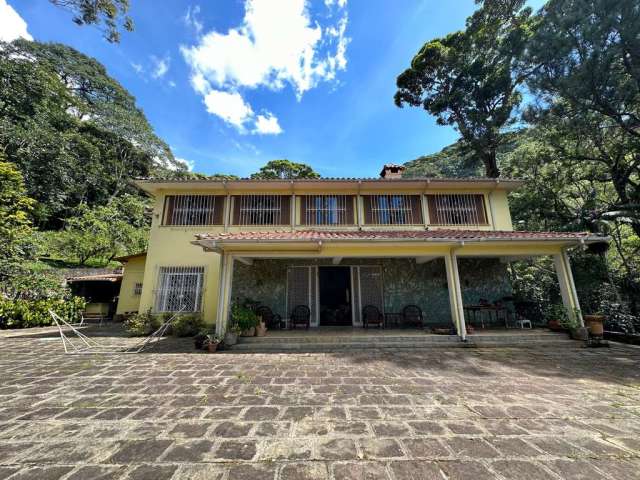 Casa com 7 quartos à venda na Estrada das Taboinhas, Cascata dos Amores, Teresópolis, 600 m2 por R$ 2.100.000