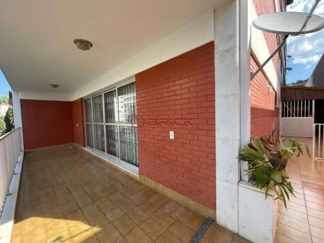 Apartamento com 3 quartos para alugar na Rua João Batista Pires, Agriões, Teresópolis, 123 m2 por R$ 3.200