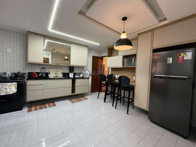 Apartamento com 3 quartos à venda na Rua Wancler Fonseca, Agriões, Teresópolis, 150 m2 por R$ 1.100.000