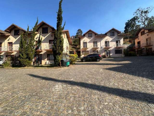 Casa em condomínio fechado com 4 quartos à venda na Rua Omar Magalhães, Parque do Ingá, Teresópolis, 120 m2 por R$ 798.000