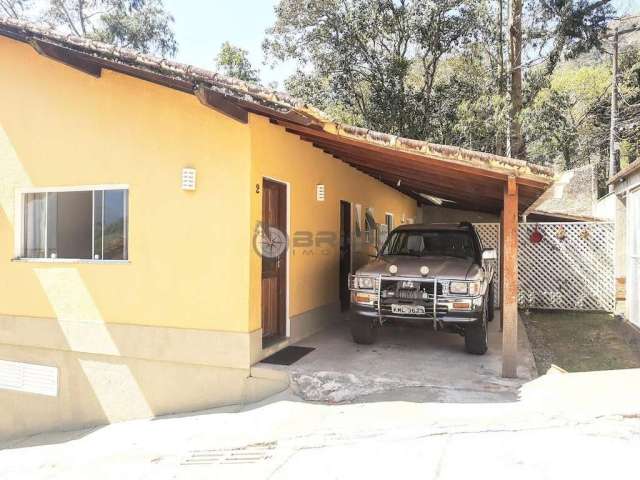 Casa em condomínio fechado com 2 quartos à venda na Rua Bahia, Araras, Teresópolis, 52 m2 por R$ 420.000