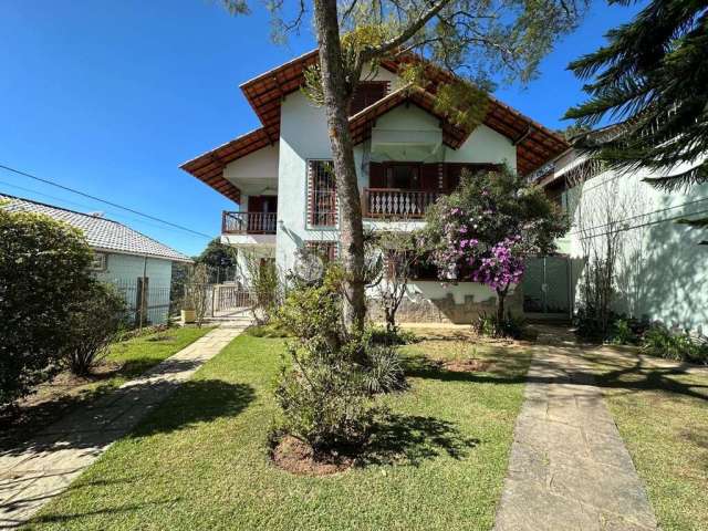 Casa em condomínio fechado com 3 quartos à venda na Avenida Presidente Roosevelt, Golfe, Teresópolis, 344 m2 por R$ 1.200.000