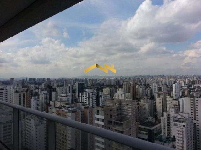 Belíssima cobertura com 821 metros, 4 dormitórios, 4 suítes e 7 vagas!!!