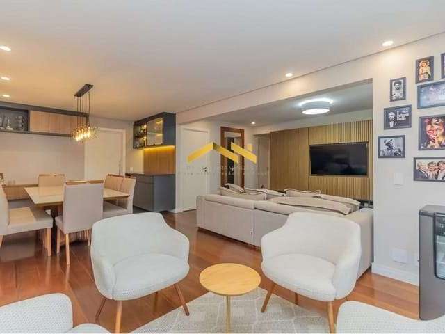 Apartamento à Venda com 123m², 3 dormitórios, 1 suíte, 2 salas e 2 vagas!!!