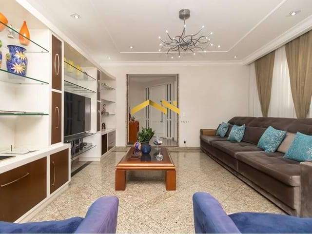 Apartamento à Venda com 158m², 3 dormitórios, 1 suíte e 3 vagas!!!