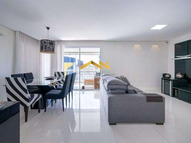 Apartamento à Venda com 162m², 4 dormitórios, 2 suítes e 3 vagas!!!