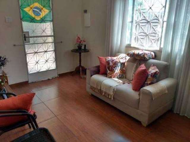 Casa para Venda em Rio de Janeiro, Campo Grande, 5 dormitórios, 1 suíte, 3 banheiros, 3 vagas