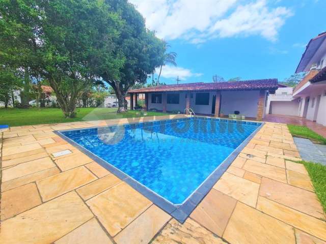 Casa com 6 Suítes e Piscina, Barequeçaba  São Sebastião  SP