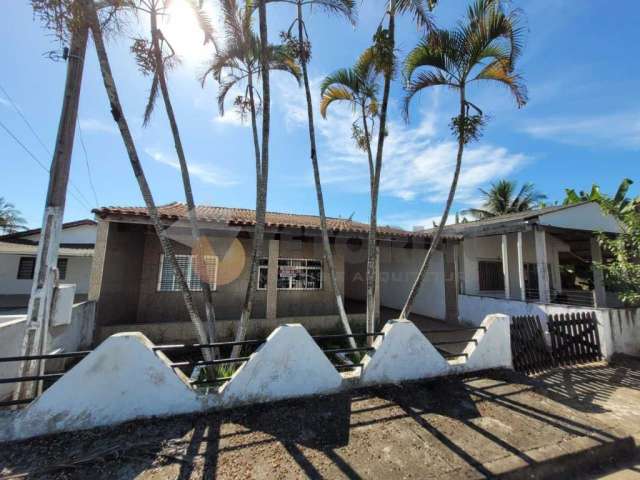 Casa com 2 Dormitórios, Porto Novo  Caraguatatuba SP