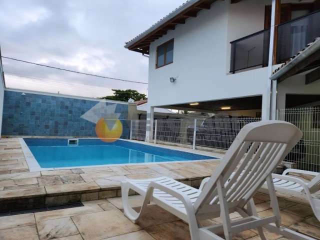 Casa com 3 Dormitórios e Piscina, Indaiá  Caraguatatuba  SP