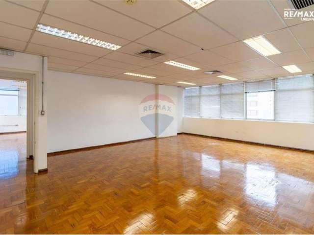 Conjunto Comercial Consolacao com 484m² de área construida e 328m² de area uitl