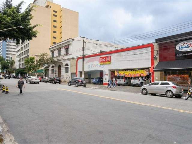 Prédio comercial a venda na Alameda Barão de Limeira, 780m2 área construída, locado para o Supermercado Dia por R$ 30,0 mil mensais