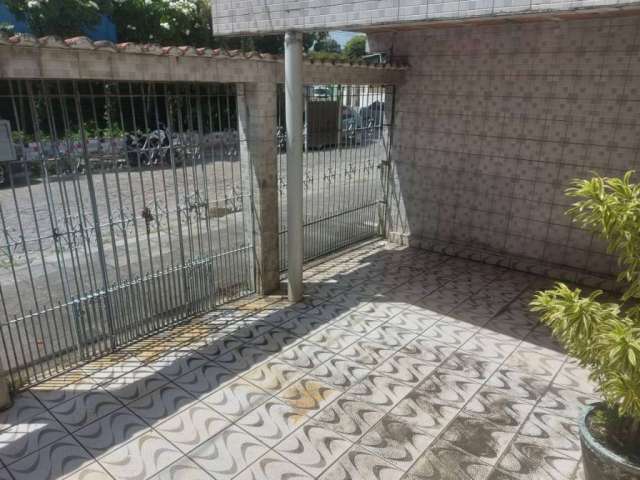 Casa com 3 quartos à venda na Rua Doutor Metódio Maranhão, 23, Jardim São Paulo, Recife por R$ 510.000