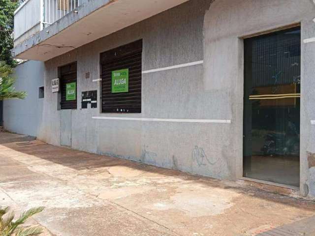 Sala comercial com 2 salas para alugar na Rua Pioneiro Domingos Danhoni, 555, Jardim São Silvestre, Maringá, 90 m2 por R$ 1.090