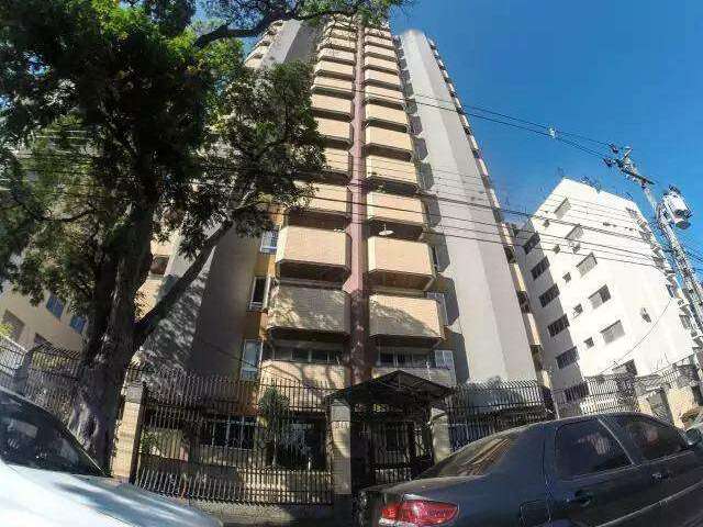 Anúncio de Venda: Apartamento no Edifício Torre de Marfim.