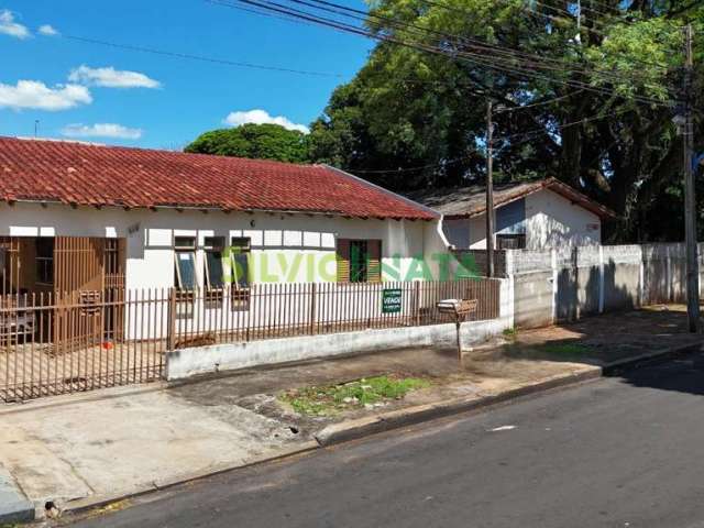 Imóvel à venda com duas casas independentes - Parque Palmeiras