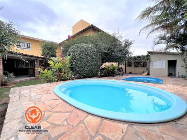 Casa à venda no bairro são luiz, 5 quartos, 8 vagas, lazer com piscina, habite-se, lote de 1.000m², 330m²