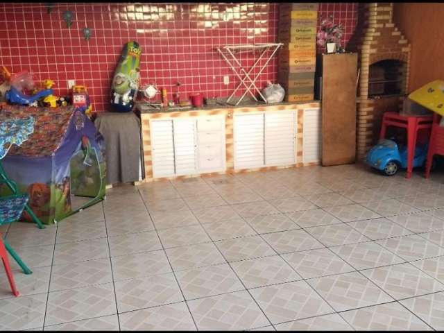 Vende-se ótima casa no Jardim Leticia em Campo Grande!