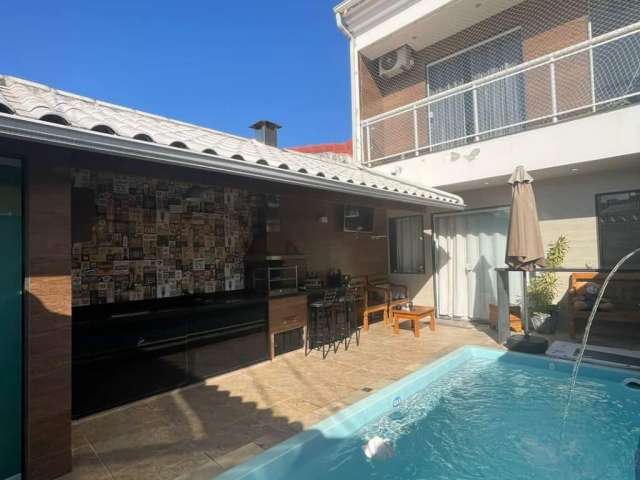 Vendo Casa com piscina próximo ao West Shopping