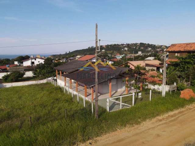 Casa à venda no bairro Ribanceira - Imbituba/SC