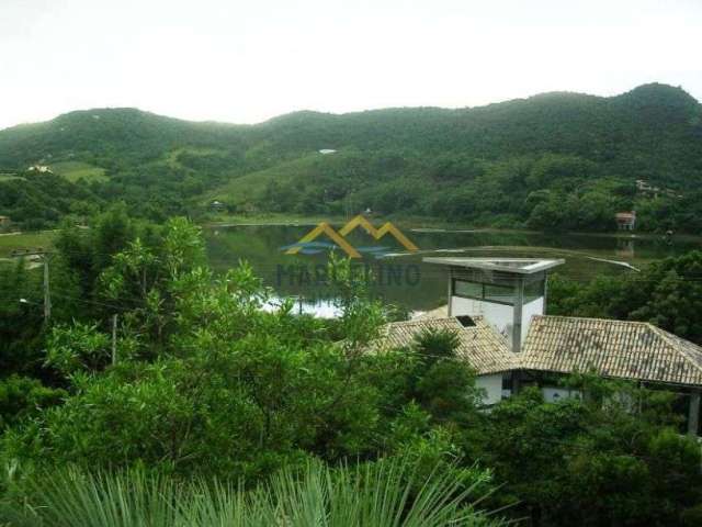 Terreno com vista para a Lagoa de Ibiraquera.