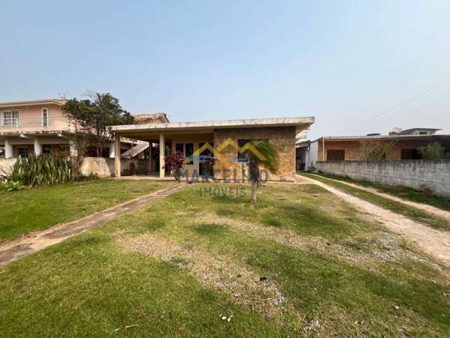 Casa à venda no bairro Areias De Palhocinha - Garopaba/SC