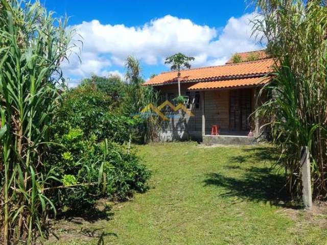 Casa à venda no bairro Praia do Rosa - Imbituba/SC