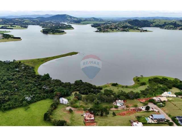 Terreno 1000 m2 pé na agua Ponta das Castanheiras - Piracaia