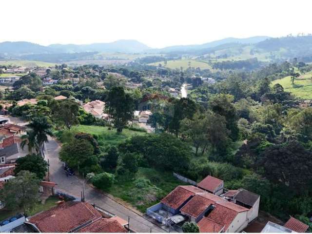 terreno em Piracaia com 432,50m² próximo ao centro