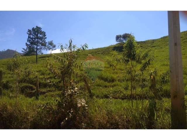 Bela área de terreno para chácara, sítio, pousada, hotel, ou casa de repouso