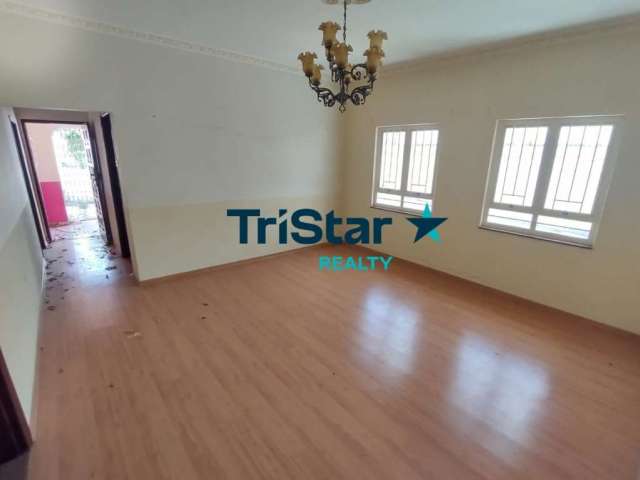 Tristar realty imobiliaria ca00107 - casa/terreno centro de indaiatuba sp excelente imovel para investimento e construção de consultório odontologico.