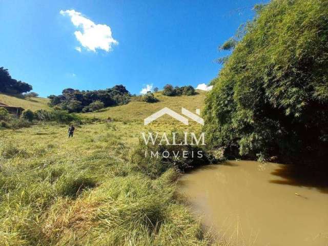 ?? Fazendinha à Venda em Oliveira, MG - 8 Hectares: Oportunidade Ideal para Investir no Agronegócio