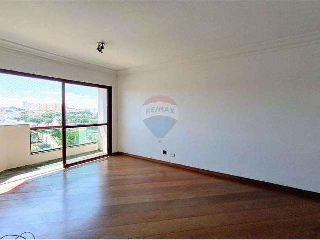 Vende-se apto. com 87 m² , 3 dorm. , 2 banheiros e 2 vagas cobertas na Vila Milton em Guarulhos