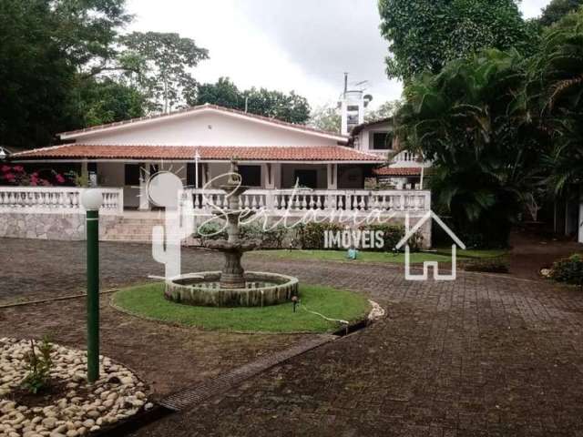 Casa para Locação com excelente localização no Condomínio Rica Flora, em Aldeia – Camaragibe/PE.