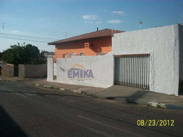 Casa com 4 quarto(s) no bairro Centro Sul em Cuiabá - MT