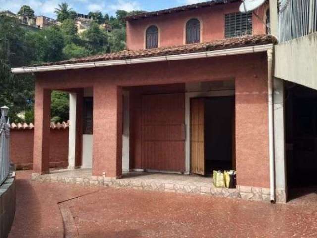 Casa à venda, 275 m² por R$ 500.000,00 - Santa Rosa - Niterói/RJ