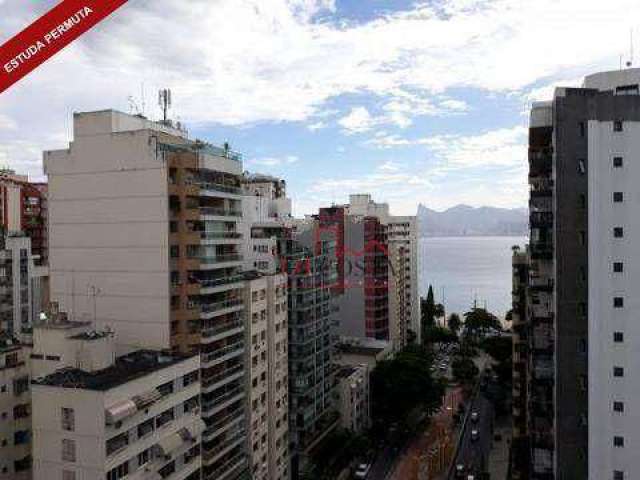 Belíssima Cobertura linear com vista para a Praia! Composta por 3 Qtos sendo 2 suítes, 2 vagas à venda, 246 m² por R$ 2.700.000 - Icaraí - Niterói/RJ