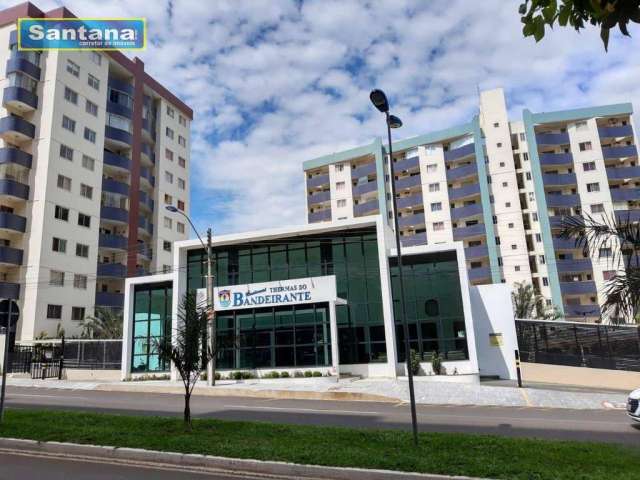 Apartamento com 2 dormitórios à venda, 78 m² por R$ 220.000,00 - Bandeirantes - Caldas Novas/GO