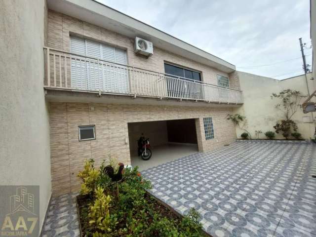 Casa térrea 4 vagas, piscina, aquecimento solar no Jaguaré