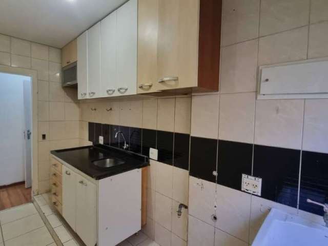 Apartamento com 2 dormitorios proximo ao metro Vila Sonia.