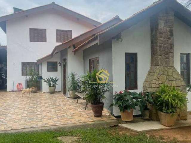 Casa com 4 dormitórios à venda, 532 m² por R$ 1.379.000,00 - Caixa D'água - Vinhedo/SP